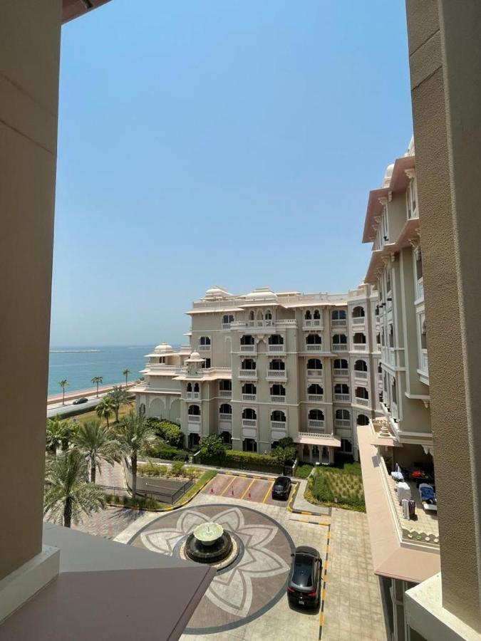 Royal Club By Rvhr, Grandeur Residence Crescent Palm Jumeirah Dubai Esterno foto