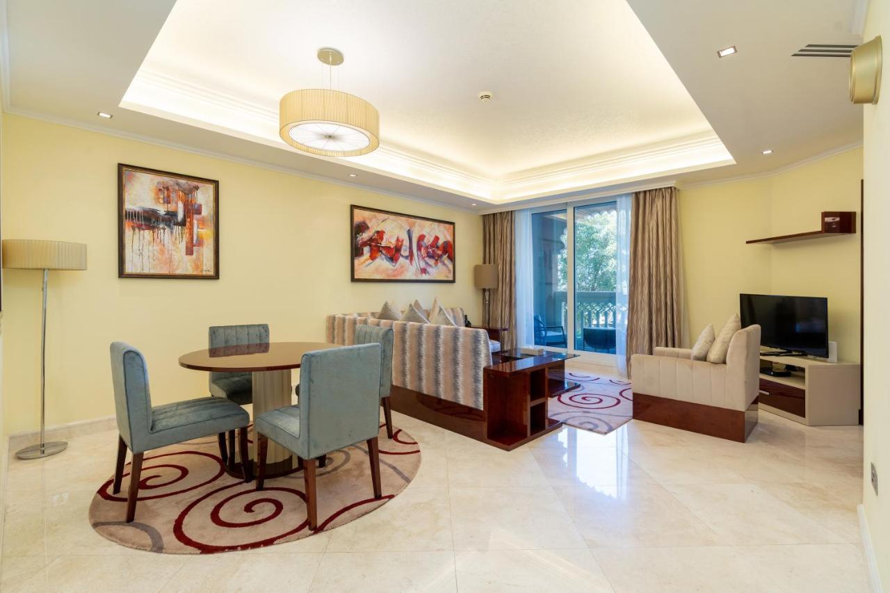 Royal Club By Rvhr, Grandeur Residence Crescent Palm Jumeirah Dubai Esterno foto