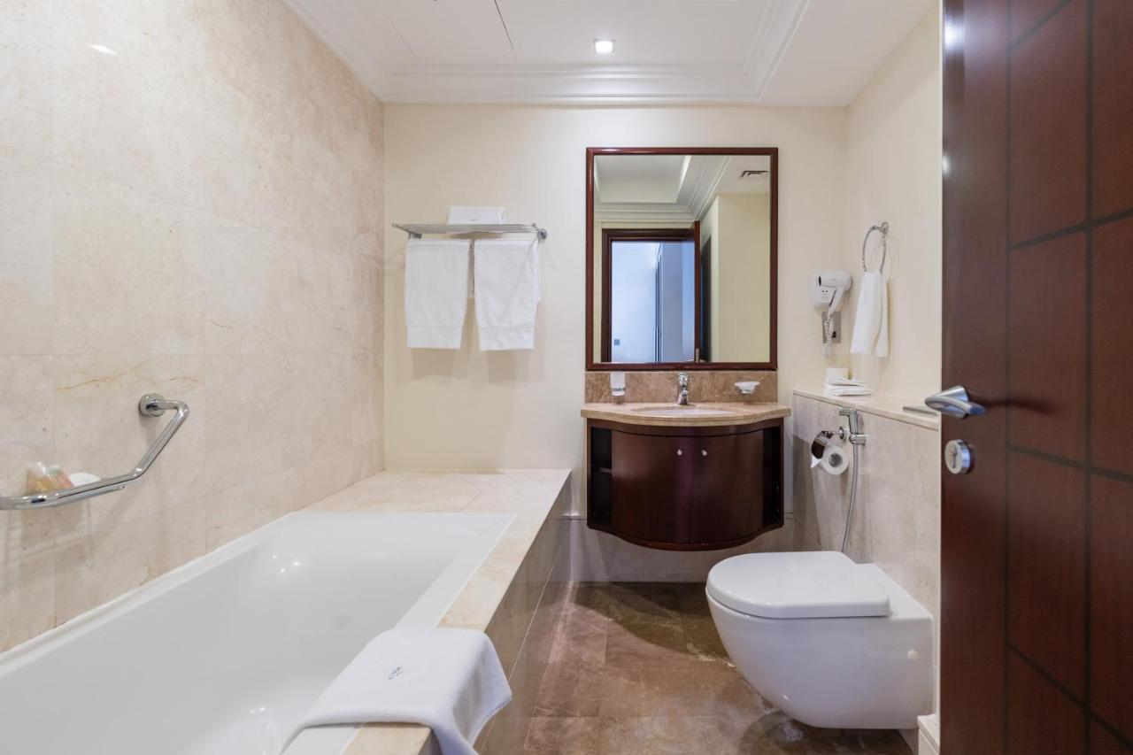 Royal Club By Rvhr, Grandeur Residence Crescent Palm Jumeirah Dubai Esterno foto