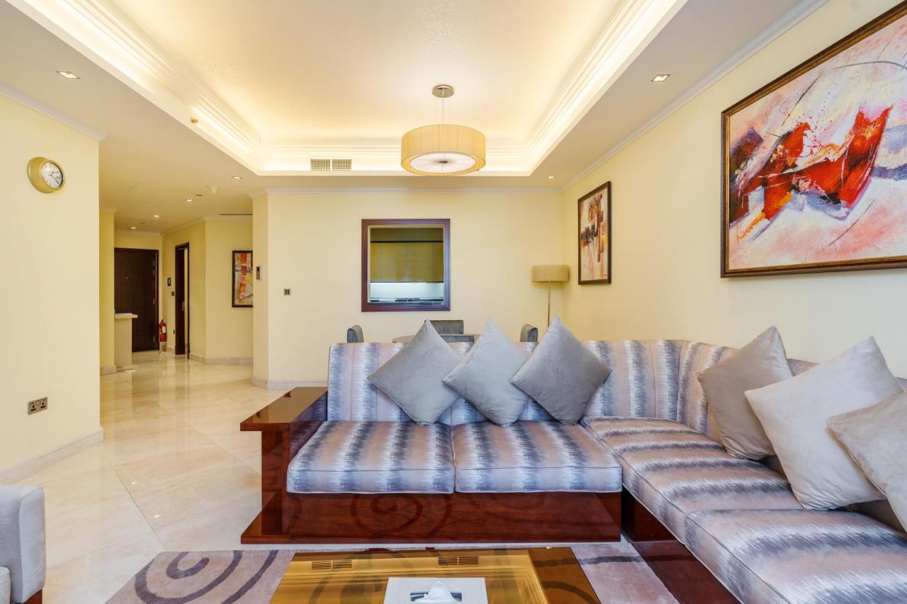 Royal Club By Rvhr, Grandeur Residence Crescent Palm Jumeirah Dubai Esterno foto