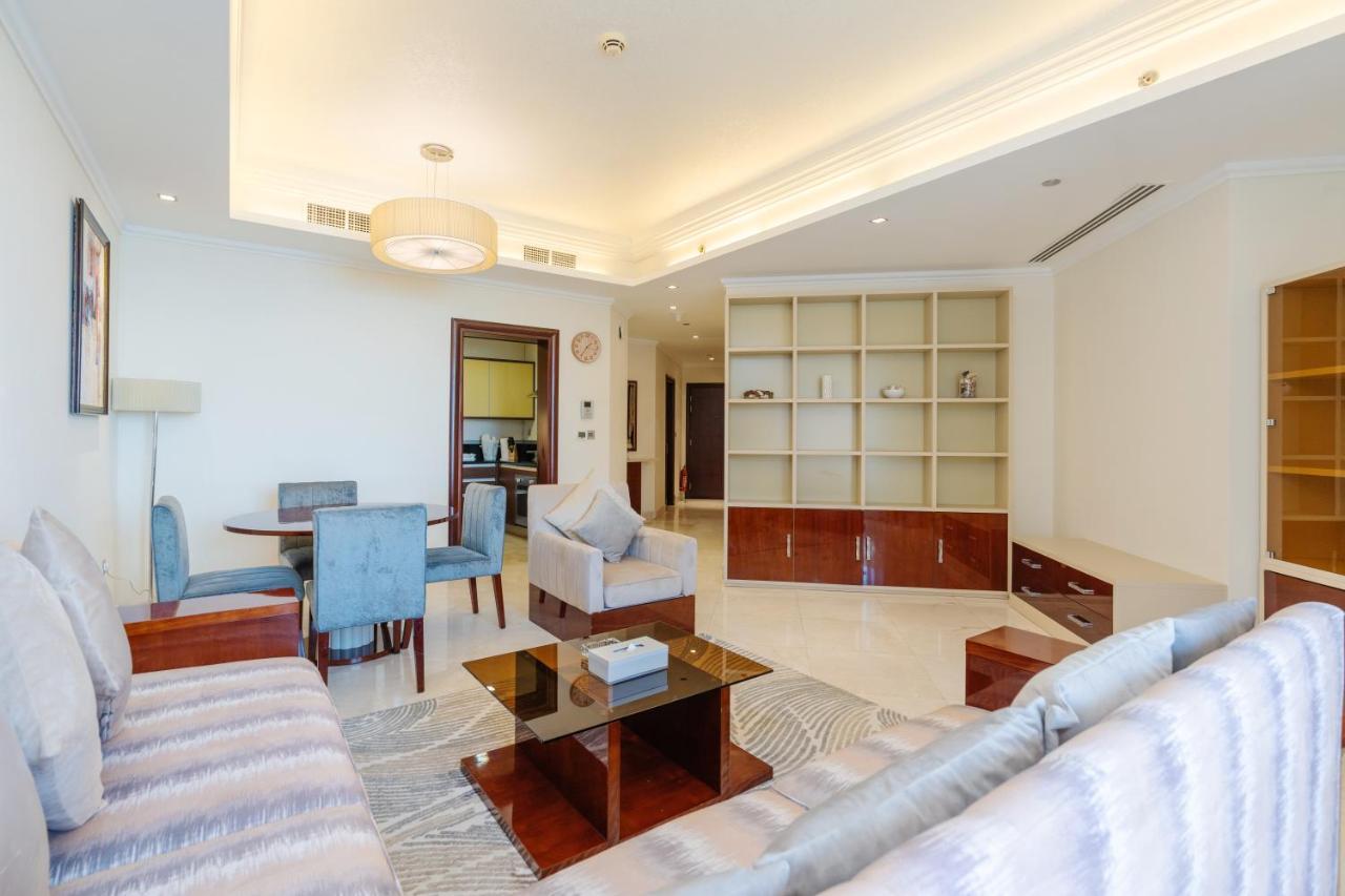 Royal Club By Rvhr, Grandeur Residence Crescent Palm Jumeirah Dubai Esterno foto