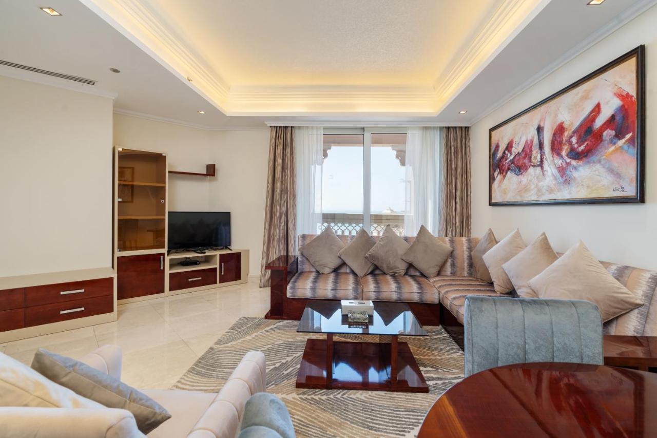 Royal Club By Rvhr, Grandeur Residence Crescent Palm Jumeirah Dubai Esterno foto