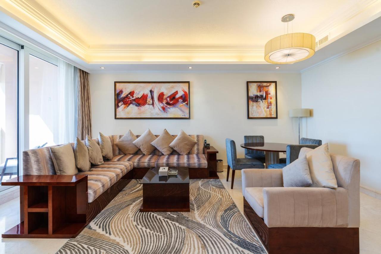 Royal Club By Rvhr, Grandeur Residence Crescent Palm Jumeirah Dubai Esterno foto